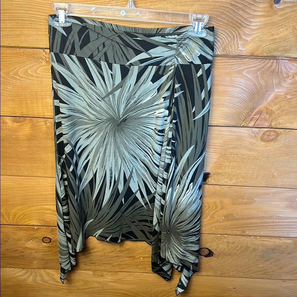New York & Company Tropical‎ Print Asymmetrical Skirt Sm Event Feminine Resort